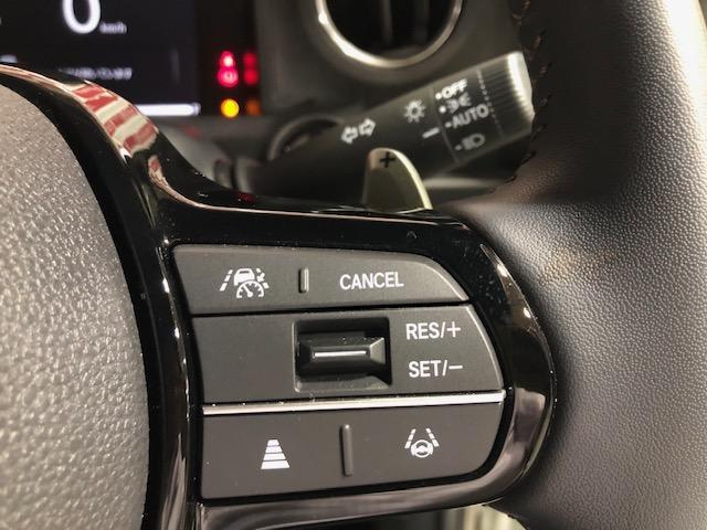 Ｎ－ＢＯＸカスタム ターボ　元試乗車ナビバックカメラＥＴＣフルセグＤＶＤ再生Ｂｌｕｅｔｏｏｔｈ接続ＵＳＢ接続ＬＥＤヘッドライト追突軽減ブレーキ電子パーキングオートブレーキホールドスマートキー２個サイドカーテンエアバッグ禁煙車（9枚目）