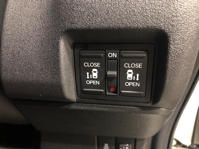 Ｎ－ＢＯＸカスタム ターボ　元試乗車ナビバックカメラＥＴＣフルセグＤＶＤ再生Ｂｌｕｅｔｏｏｔｈ接続ＵＳＢ接続ＬＥＤヘッドライト追突軽減ブレーキ電子パーキングオートブレーキホールドスマートキー２個サイドカーテンエアバッグ禁煙車（11枚目）