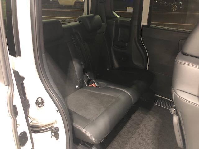 Ｎ－ＢＯＸカスタム ターボ　元試乗車ナビバックカメラＥＴＣフルセグＤＶＤ再生Ｂｌｕｅｔｏｏｔｈ接続ＵＳＢ接続ＬＥＤヘッドライト追突軽減ブレーキ電子パーキングオートブレーキホールドスマートキー２個サイドカーテンエアバッグ禁煙車（16枚目）