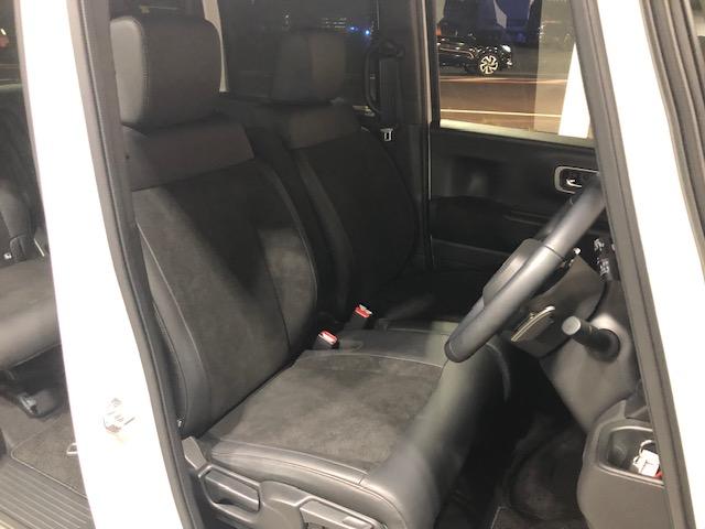 Ｎ－ＢＯＸカスタム ターボ　元試乗車ナビバックカメラＥＴＣフルセグＤＶＤ再生Ｂｌｕｅｔｏｏｔｈ接続ＵＳＢ接続ＬＥＤヘッドライト追突軽減ブレーキ電子パーキングオートブレーキホールドスマートキー２個サイドカーテンエアバッグ禁煙車（19枚目）