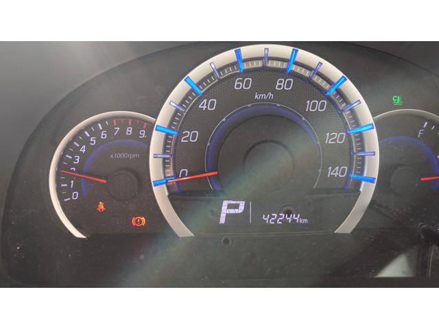 フレアカスタムスタイル XS ワンオーナー プッシュスタート 純正CDプレーヤー(12枚目)