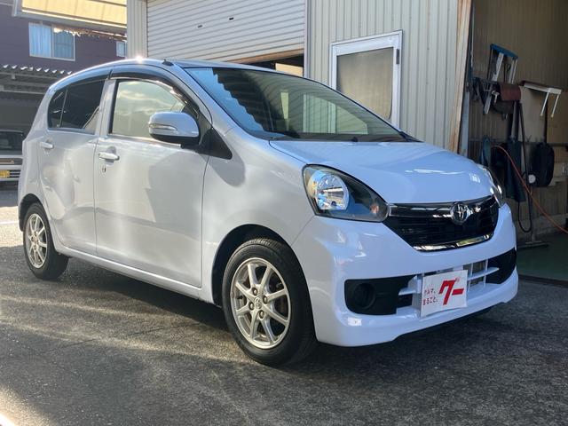 衝突被害軽減ブレーキ　スマートアシスト　ナビ　スマートキー　プッシュスタート　オートエアコン　走行４．６万キロ　アルミホイール