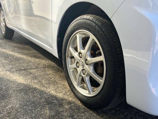 衝突被害軽減ブレーキ　スマートアシスト　ナビ　スマートキー　プッシュスタート　オートエアコン　走行４．６万キロ　アルミホイール