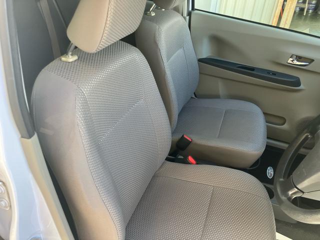 衝突被害軽減ブレーキ　スマートアシスト　ナビ　スマートキー　プッシュスタート　オートエアコン　走行４．６万キロ　アルミホイール