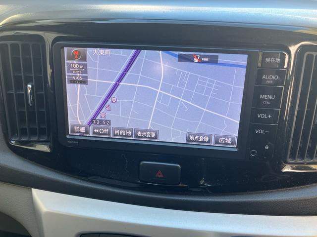 衝突被害軽減ブレーキ　スマートアシスト　ナビ　スマートキー　プッシュスタート　オートエアコン　走行４．６万キロ　アルミホイール