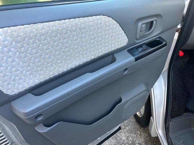 タウンボックス RX ハイルーフ ターボ 走行8,2万キロ オートマ キーレスエントリー エアコン パワステ パワーウインドウ 両側スライドドア アルミホイール(26枚目)