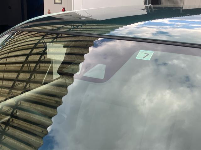 パッソ Ｘ　Ｌパッケージ　走行１．０万キロ　衝突被害軽減ブレーキ　ナビ　バックカメラ　Ｂｌｕｅｔｏｏｔｈ　ＥＴＣ　ＬＥＤヘッドライト　スマートキー　プッシュスタート（7枚目）