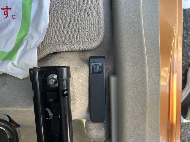 スペーシア Ｇ　ＥＴＣ　両側スライドドア　スマートキー　アイドリングストップ　電動格納ミラー　シートヒーター　ベンチシート　ＣＶＴ　盗難防止システム　ＡＢＳ　ＣＤ　衝突安全ボディ　エアコン　パワーステアリング（42枚目）