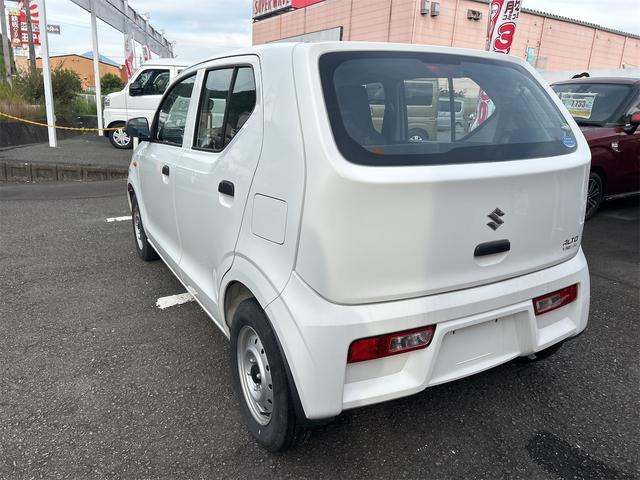 アルト ＶＰ　キーレスエントリー　ＡＴ　盗難防止システム　アルミホイール　衝突安全ボディ　エアコン　パワーステアリング　走行距離１４，９２８ｋｍ（16枚目）