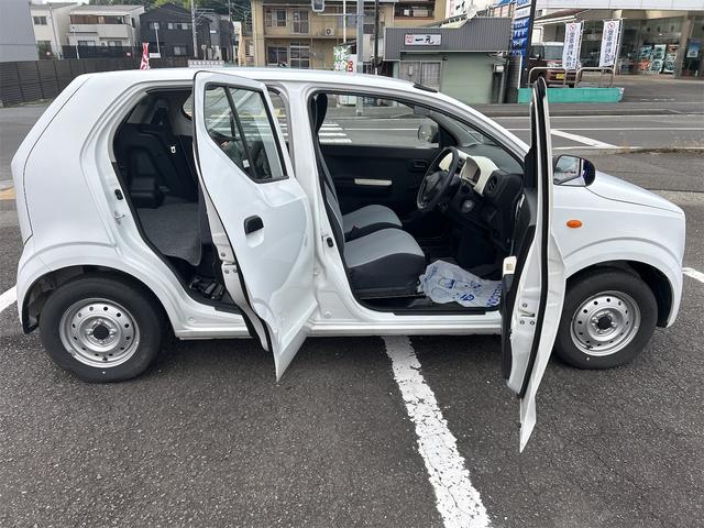 アルト ＶＰ　キーレスエントリー　ＡＴ　盗難防止システム　アルミホイール　衝突安全ボディ　エアコン　パワーステアリング　走行距離１４，９２８ｋｍ（28枚目）
