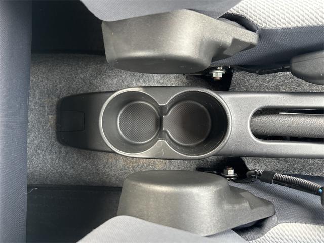 アルト ＶＰ　キーレスエントリー　ＡＴ　盗難防止システム　アルミホイール　衝突安全ボディ　エアコン　パワーステアリング　走行距離１４，９２８ｋｍ（34枚目）