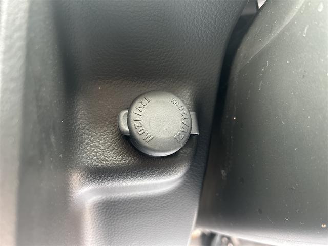 アルト ＶＰ　キーレスエントリー　ＡＴ　盗難防止システム　アルミホイール　衝突安全ボディ　エアコン　パワーステアリング　走行距離１４，９２８ｋｍ（35枚目）