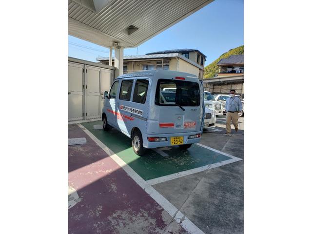 アルト ＶＰ　キーレスエントリー　ＡＴ　盗難防止システム　アルミホイール　衝突安全ボディ　エアコン　パワーステアリング　走行距離１４，９２８ｋｍ（68枚目）