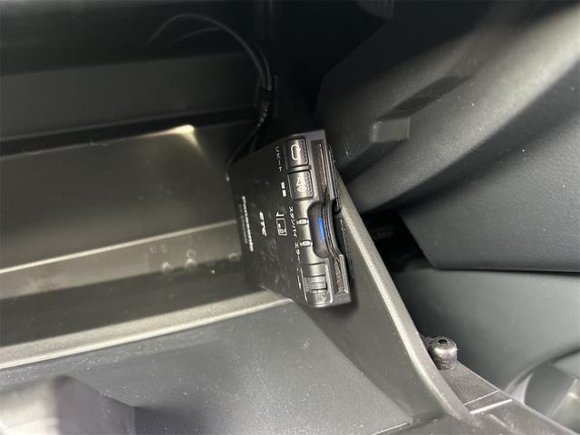 ハスラー Ｇ　ドライブレコーダー　ＥＴＣ　ナビ　レーンアシスト　衝突被害軽減システム　スマートキー　アイドリングストップ　電動格納ミラー　シートヒーター　ベンチシート　ＣＶＴ　盗難防止システム　ＡＢＳ　ＥＳＣ（6枚目）