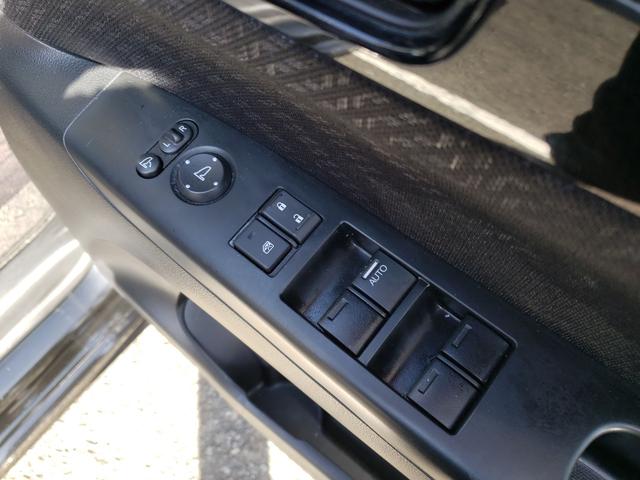 Ｎ－ＢＯＸカスタム Ｇ　ＳＳパッケージ　ＥＴＣ　バックカメラ　両側電動スライドドア　ナビ　ＴＶ　衝突被害軽減システム　オートライト　ＨＩＤ　スマートキー　アイドリングストップ　電動格納ミラー　ベンチシート　ＣＶＴ　盗難防止システム　ＡＢＳ（44枚目）