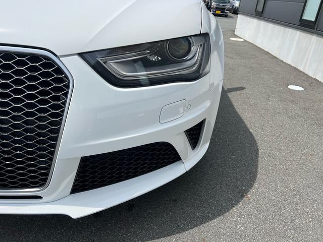 ＲＳ４アバント ベースグレード　ブラックレザーバケットシート　カーボンデコラティブパネル　バング＆オルフセンサウンドシステム　純正２０ＡＷ５Ｖスポーク　アダプティブクルーズコントロール（7枚目）