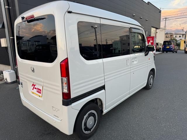 Ｎ－ＶＡＮ＋スタイル ファン・ターボ　ナビ装着用スペシャルパッケージ　フロントシートアームレスト　キーフリー　プッシュスタート　両側スライドドア　ホンダセンシング（12枚目）