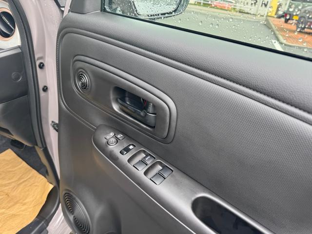 ワゴンRスマイル ハイブリッドS スズキコネクト対応9インチナビ TV/CD/DVD/Bluetooth/全方位モニターカメラ/バックモニター/キーフリー/プッシュスタート(14枚目)