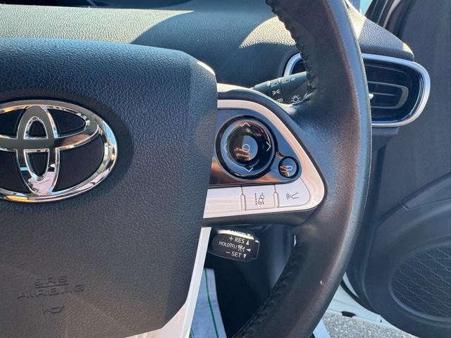 プリウス Ａツーリングセレクション　スマートキー　プッシュスタート　トヨタ純正ナビ　ＴＶ／ＣＤ／ＤＶＤ／Ｂｌｕｅｔｏｏｔｈ／バックモニター／ドライブレコーダー（21枚目）