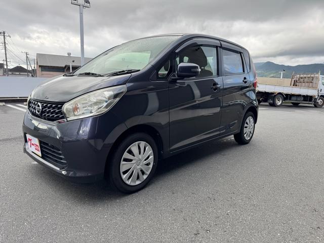 デイズ X キーフリー プッシュスタート 禁煙車 革調シートカバーブラック アラウンドビューモニター バックモニター ETC車載機 ドライブレコーダー(3枚目)