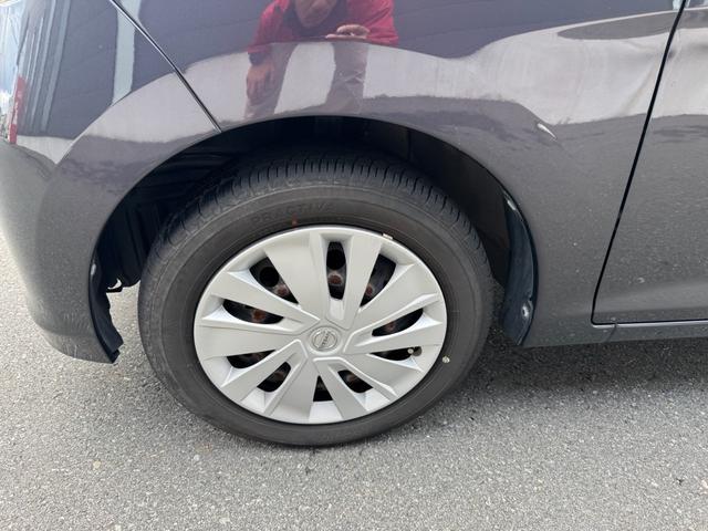 デイズ X キーフリー プッシュスタート 禁煙車 革調シートカバーブラック アラウンドビューモニター バックモニター ETC車載機 ドライブレコーダー(4枚目)