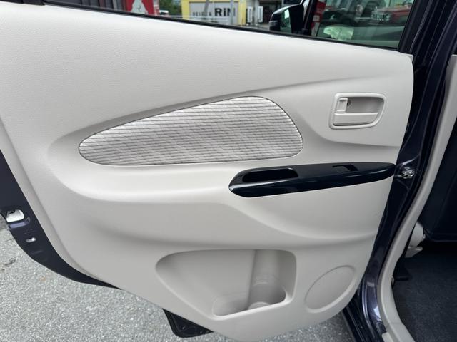 デイズ X キーフリー プッシュスタート 禁煙車 革調シートカバーブラック アラウンドビューモニター バックモニター ETC車載機 ドライブレコーダー(33枚目)