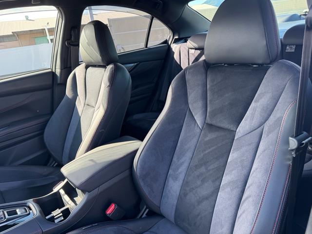 当店は認証工場と板金工場を完備した整備にも強いお店です。購入後のアフターもご安心くださいませ。