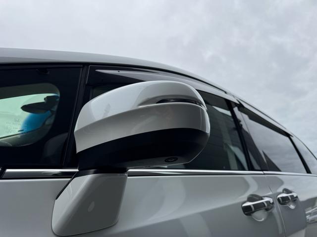 オデッセイハイブリッド e:HEVアブソルート・EX ワンオーナー 禁煙車 キーフリー ホンダ純正10インチナビ TV/CD/DVD/Bluetooth/マルチビューカメラシステム/前後ドライブレコーダー(6枚目)