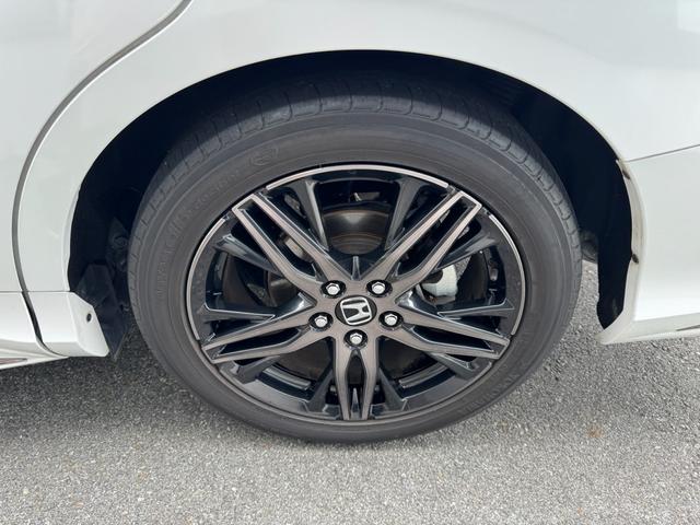 オデッセイハイブリッド e:HEVアブソルート・EX ワンオーナー 禁煙車 キーフリー ホンダ純正10インチナビ TV/CD/DVD/Bluetooth/マルチビューカメラシステム/前後ドライブレコーダー(7枚目)