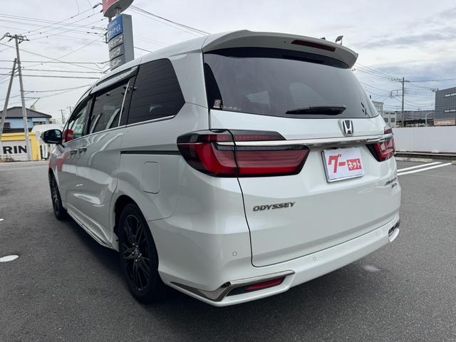 オデッセイハイブリッド e:HEVアブソルート・EX ワンオーナー 禁煙車 キーフリー ホンダ純正10インチナビ TV/CD/DVD/Bluetooth/マルチビューカメラシステム/前後ドライブレコーダー(15枚目)