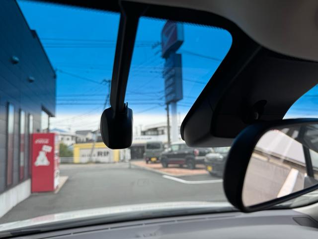 オデッセイハイブリッド e:HEVアブソルート・EX ワンオーナー 禁煙車 キーフリー ホンダ純正10インチナビ TV/CD/DVD/Bluetooth/マルチビューカメラシステム/前後ドライブレコーダー(37枚目)