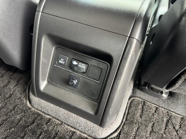 オデッセイハイブリッド e:HEVアブソルート・EX ワンオーナー 禁煙車 キーフリー ホンダ純正10インチナビ TV/CD/DVD/Bluetooth/マルチビューカメラシステム/前後ドライブレコーダー(43枚目)