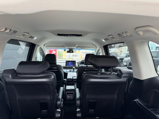 オデッセイハイブリッド e:HEVアブソルート・EX ワンオーナー 禁煙車 キーフリー ホンダ純正10インチナビ TV/CD/DVD/Bluetooth/マルチビューカメラシステム/前後ドライブレコーダー(47枚目)