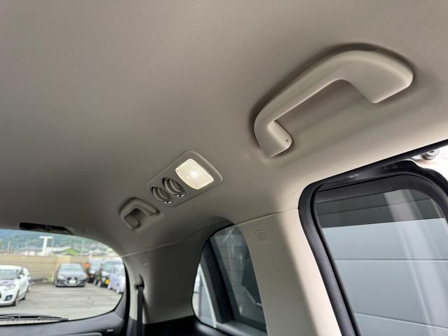 オデッセイハイブリッド e:HEVアブソルート・EX ワンオーナー 禁煙車 キーフリー ホンダ純正10インチナビ TV/CD/DVD/Bluetooth/マルチビューカメラシステム/前後ドライブレコーダー(60枚目)