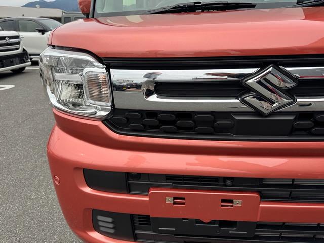 スペーシア ハイブリッドＸ　セーフティープラスパック　全方位モニター付きスズキコネクト対応９インチナビ　フルセグＴＶ　バックモニター　Ｂｌｕｅｔｏｏｔｈ　両側パワースライドドア（8枚目）