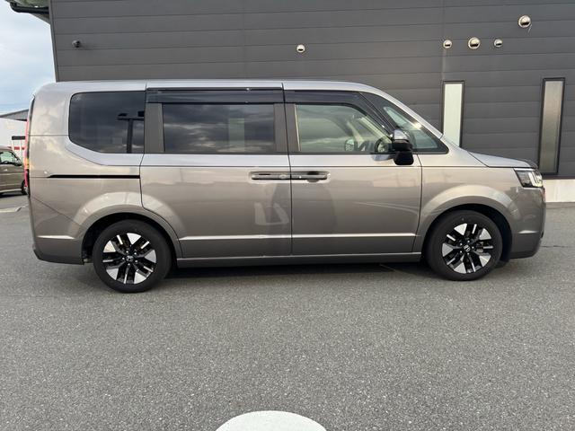 ステップワゴン エアー　キーフリー　プッシュスタート　禁煙車　両側パワースライドドア	　　Ｈｏｎｄａ　ＣＯＮＮＥＣＴ　ｆｏｒ　Ｇａｔｈｅｒｓ＋ナビ装着用スペシャルパッケージ（15枚目）