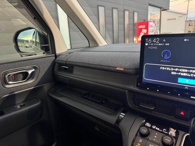 ステップワゴン エアー　キーフリー　プッシュスタート　禁煙車　両側パワースライドドア	　　Ｈｏｎｄａ　ＣＯＮＮＥＣＴ　ｆｏｒ　Ｇａｔｈｅｒｓ＋ナビ装着用スペシャルパッケージ（26枚目）