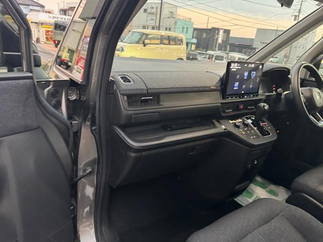 ステップワゴン エアー　キーフリー　プッシュスタート　禁煙車　両側パワースライドドア	　　Ｈｏｎｄａ　ＣＯＮＮＥＣＴ　ｆｏｒ　Ｇａｔｈｅｒｓ＋ナビ装着用スペシャルパッケージ（40枚目）