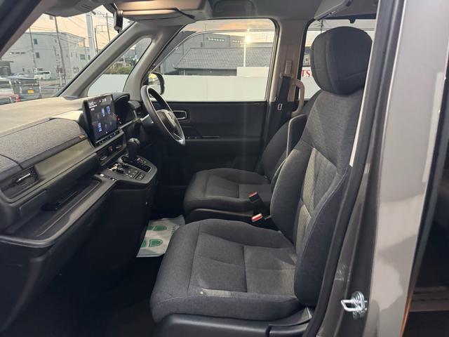 ステップワゴン エアー　キーフリー　プッシュスタート　禁煙車　両側パワースライドドア	　　Ｈｏｎｄａ　ＣＯＮＮＥＣＴ　ｆｏｒ　Ｇａｔｈｅｒｓ＋ナビ装着用スペシャルパッケージ（41枚目）