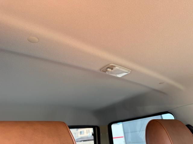 ランドクルーザー70 バン バン(2名) LINE-X塗装 クラッツィオシートカバー カロッツェリアディスプレイオーディオ Apple CarPlay 社外16AW(46枚目)