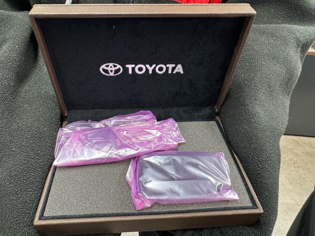 ランドクルーザー70 バン バン(2名) LINE-X塗装 クラッツィオシートカバー カロッツェリアディスプレイオーディオ Apple CarPlay 社外16AW(70枚目)