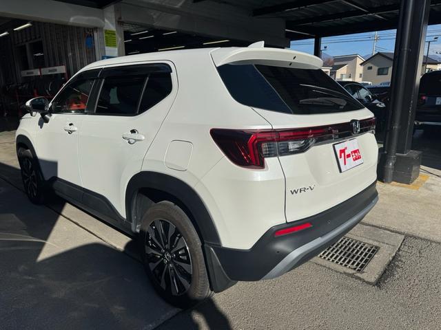 WR-V Z ワンオーナー 禁煙車 キーフリー プッシュスタート Honda SENSING Honda CONNECT for Gathers+ナビ装着用スペシャルパッケージ(11枚目)
