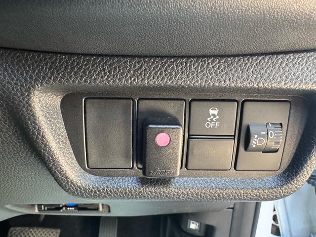 WR-V Z ワンオーナー 禁煙車 キーフリー プッシュスタート Honda SENSING Honda CONNECT for Gathers+ナビ装着用スペシャルパッケージ(18枚目)