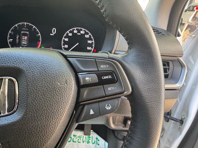 WR-V Z ワンオーナー 禁煙車 キーフリー プッシュスタート Honda SENSING Honda CONNECT for Gathers+ナビ装着用スペシャルパッケージ(21枚目)