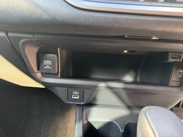 WR-V Z ワンオーナー 禁煙車 キーフリー プッシュスタート Honda SENSING Honda CONNECT for Gathers+ナビ装着用スペシャルパッケージ(25枚目)