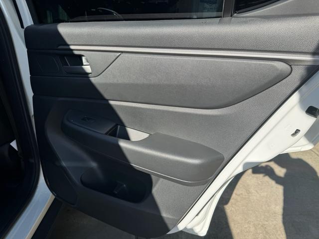 WR-V Z ワンオーナー 禁煙車 キーフリー プッシュスタート Honda SENSING Honda CONNECT for Gathers+ナビ装着用スペシャルパッケージ(31枚目)