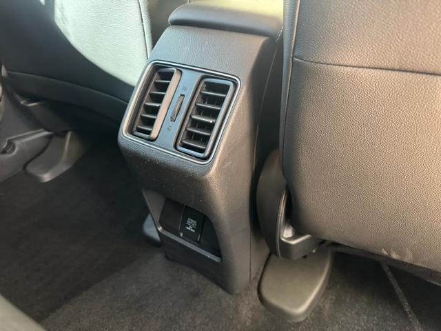 WR-V Z ワンオーナー 禁煙車 キーフリー プッシュスタート Honda SENSING Honda CONNECT for Gathers+ナビ装着用スペシャルパッケージ(34枚目)