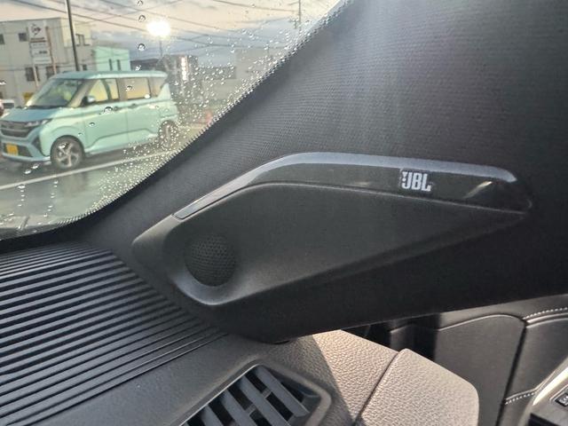 ハリアー Ｚ　レザーパッケージ　ワンオーナー　禁煙車　トヨタセーフティーセンス　モデリスタエアロキット　調光パノラマルーフ　デジタルインナーミラー　ドラレコ（30枚目）