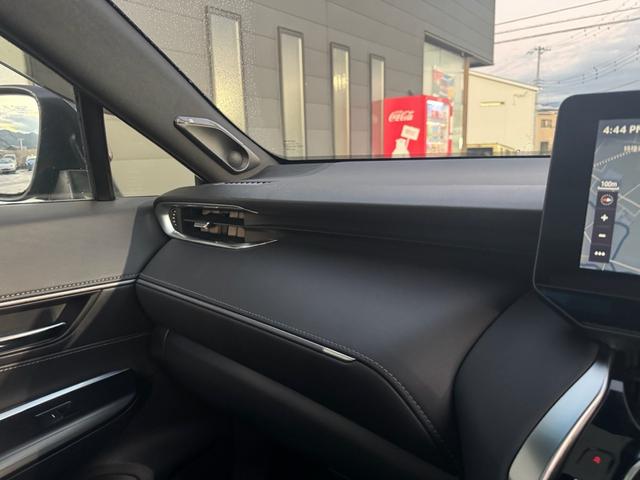 ハリアー Ｚ　レザーパッケージ　ワンオーナー　禁煙車　トヨタセーフティーセンス　モデリスタエアロキット　調光パノラマルーフ　デジタルインナーミラー　ドラレコ（34枚目）