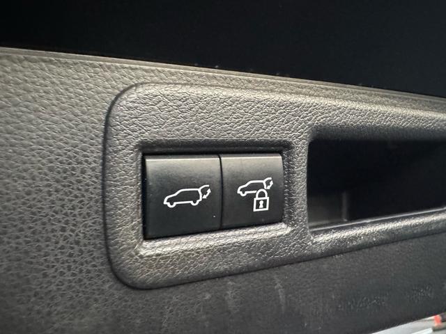 ハリアー Ｚ　レザーパッケージ　ワンオーナー　禁煙車　トヨタセーフティーセンス　モデリスタエアロキット　調光パノラマルーフ　デジタルインナーミラー　ドラレコ（45枚目）